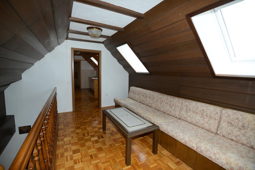 Apartments & Rooms Lipa Бохінь Екстер'єр фото